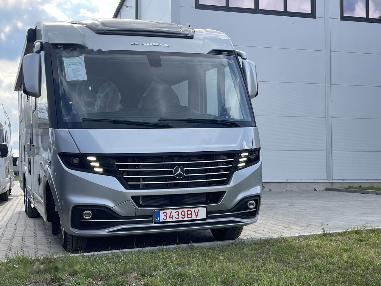 Adria Super Sonic 890LC - Integrated motorhome: picture 1 Adria Super Sonic 890LC - Integrated motorhome: picture 1