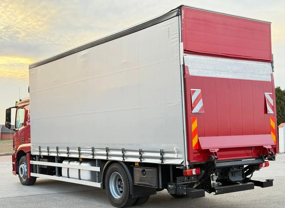 Mercedes-Benz ACTROS 1830/1827/1832/FIRANKA/WINDA/18 EUROPALET/AUTOMAT/Z NIEMIEC/2017/DUŻA ŁADOWNOŚĆ - Curtainsider truck: picture 4 Mercedes-Benz ACTROS 1830/1827/1832/FIRANKA/WINDA/18 EUROPALET/AUTOMAT/Z NIEMIEC/2017/DUŻA ŁADOWNOŚĆ - Curtainsider truck: picture 4
