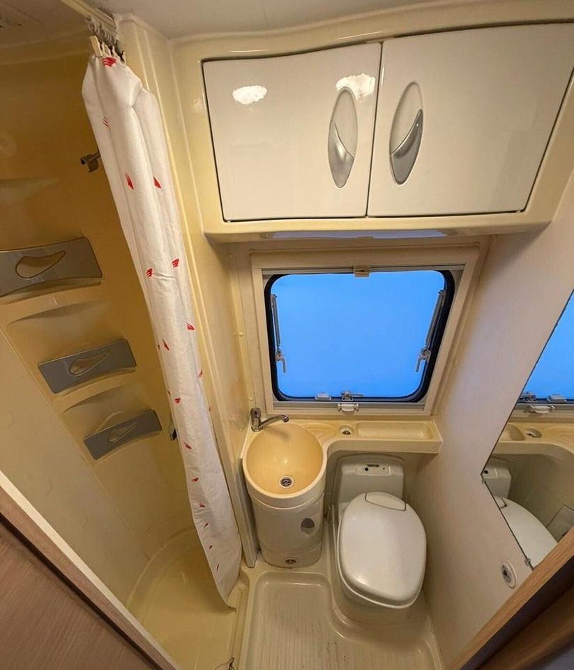 Alcove motorhome Roller Team AUTOROLLER 2: picture 10