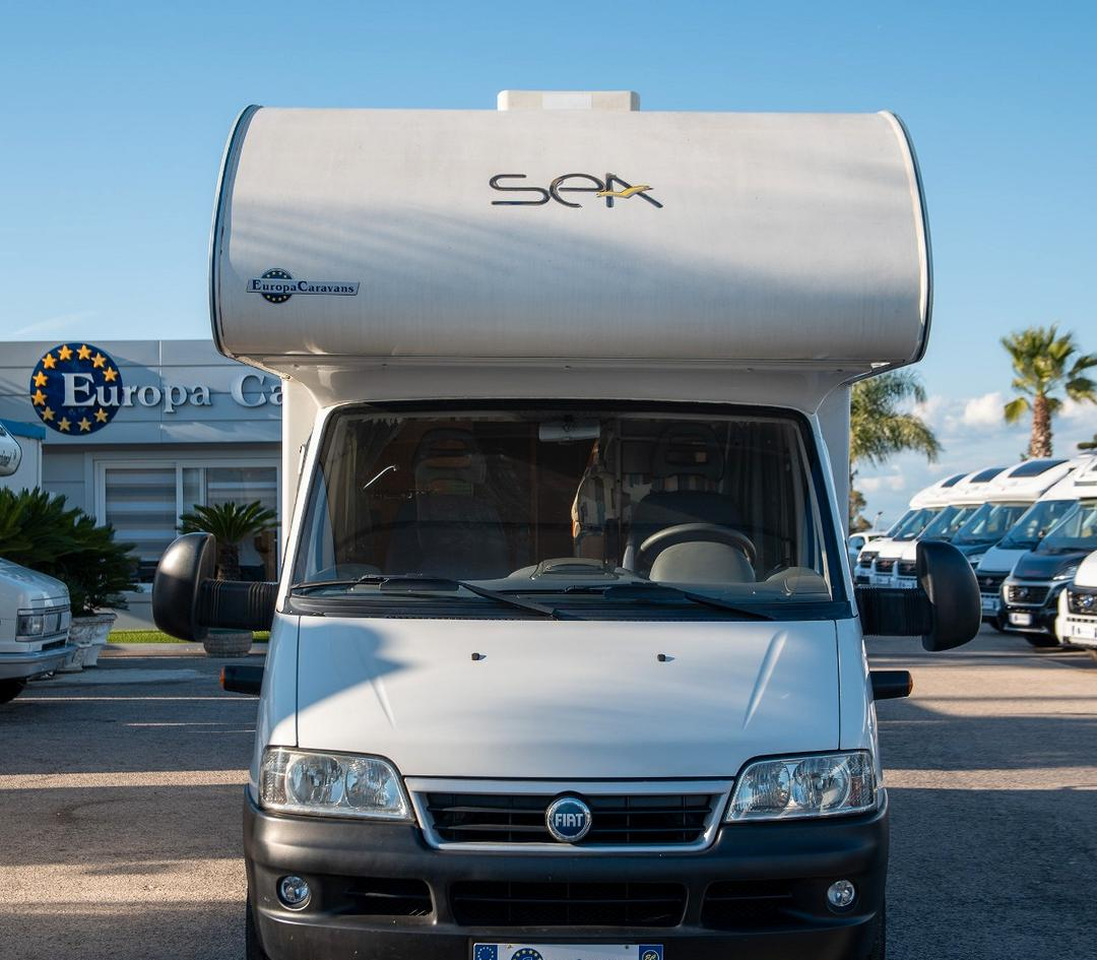 Sea dinghy 2 - Alcove motorhome: picture 1 Sea dinghy 2 - Alcove motorhome: picture 1