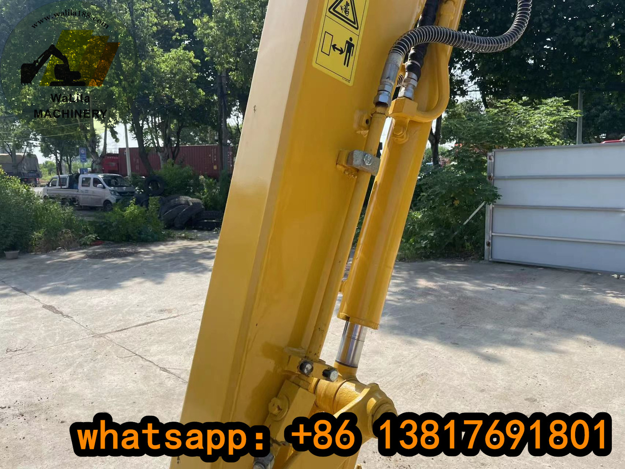 KOMATSU PC40MR - Mini excavator: picture 3 KOMATSU PC40MR - Mini excavator: picture 3