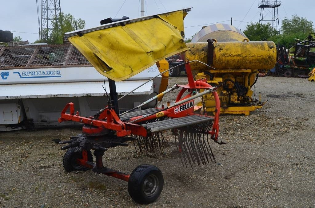 Fella TS 391  - Tedder/ Rake: picture 1 Fella TS 391  - Tedder/ Rake: picture 1