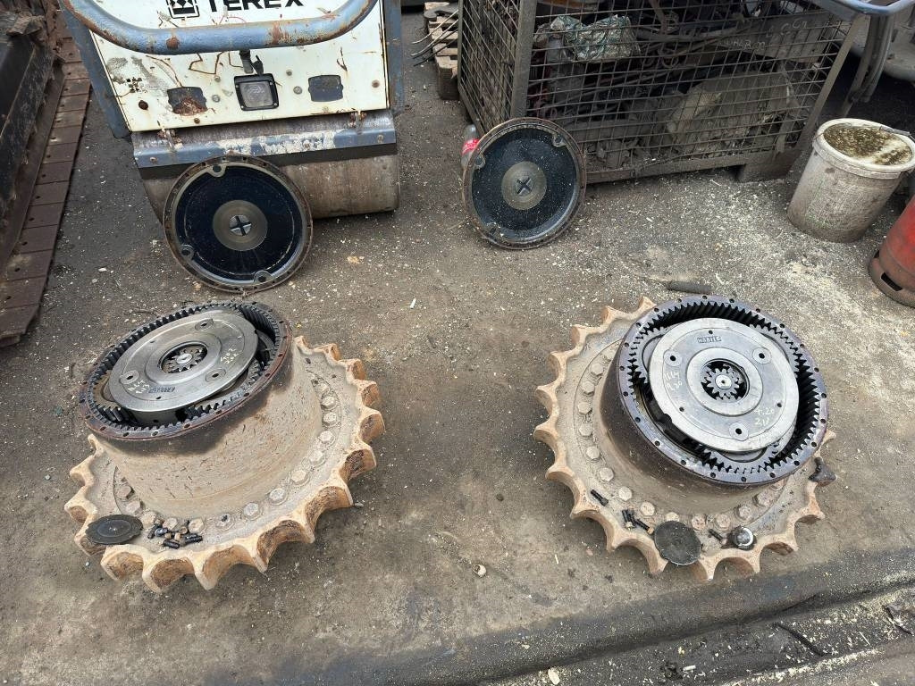 Hyundai Robex 300 LC-9 A Final Transmission - Gearbox for Construction machinery: picture 1 Hyundai Robex 300 LC-9 A Final Transmission - Gearbox for Construction machinery: picture 1