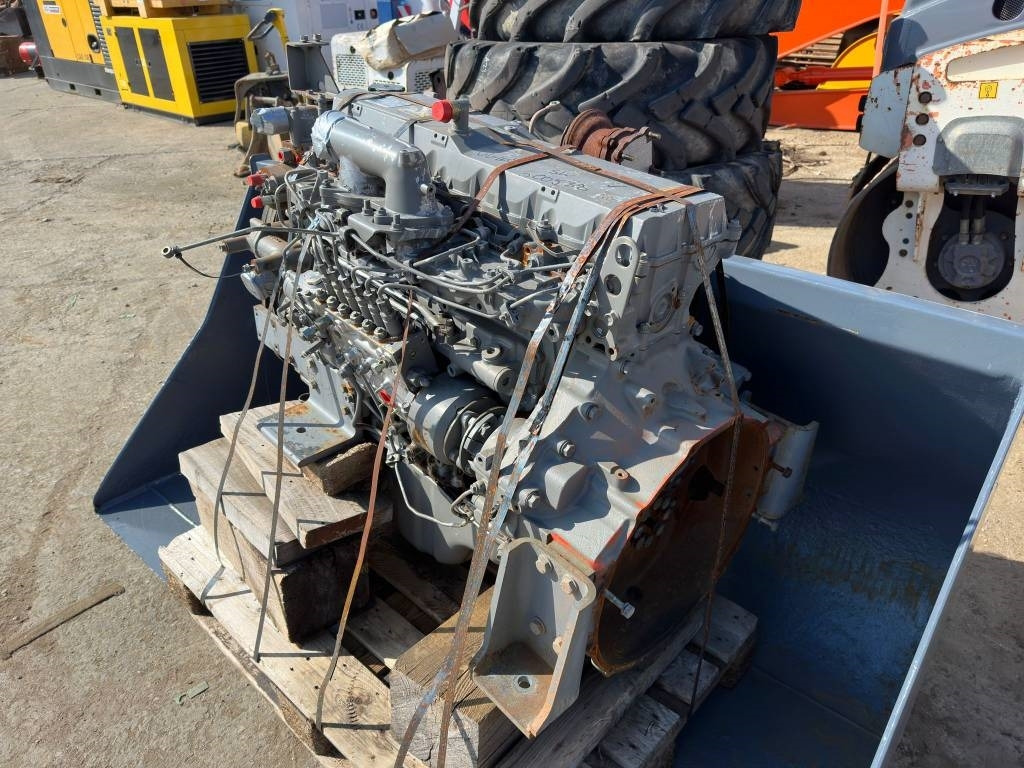 Isuzu AA-6HK1X ENGINE - Engine for Construction machinery: picture 2 Isuzu AA-6HK1X ENGINE - Engine for Construction machinery: picture 2