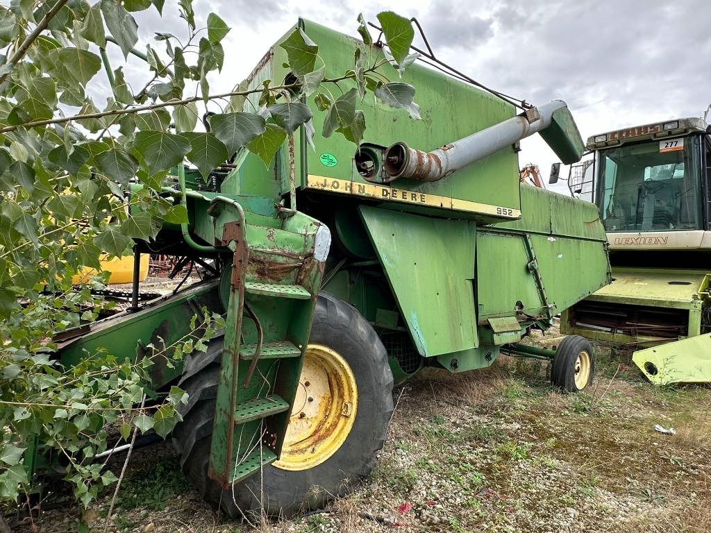 Combine harvester John Deere 952 FOR PARTS: picture 6