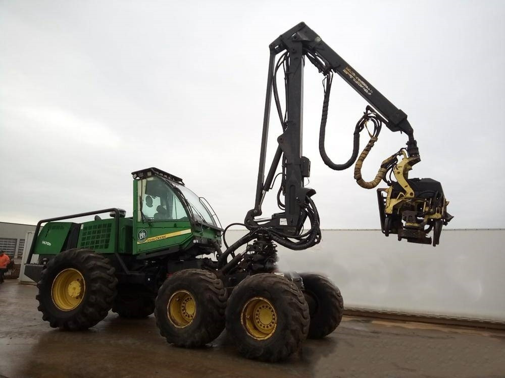 John Deere Timberjack 1470D - Forestry tractor: picture 1 John Deere Timberjack 1470D - Forestry tractor: picture 1