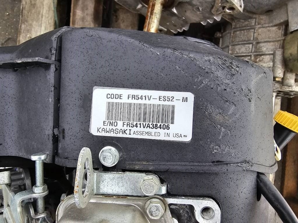 Kawasaki SRB3/P V-0113 ENGINE - Engine for Construction machinery: picture 5 Kawasaki SRB3/P V-0113 ENGINE - Engine for Construction machinery: picture 5