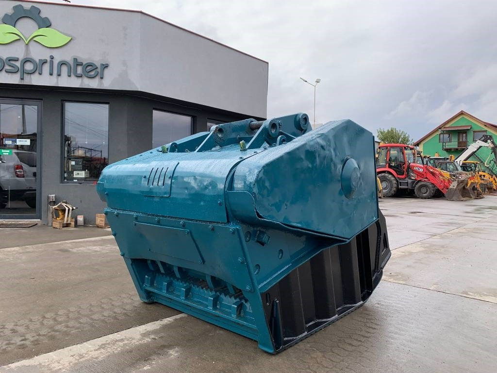 MB Crusher BF 120.4 - Bucket for Construction machinery: picture 4 MB Crusher BF 120.4 - Bucket for Construction machinery: picture 4