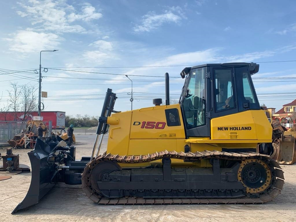 New Holland D 150 - Bulldozer: picture 5 New Holland D 150 - Bulldozer: picture 5