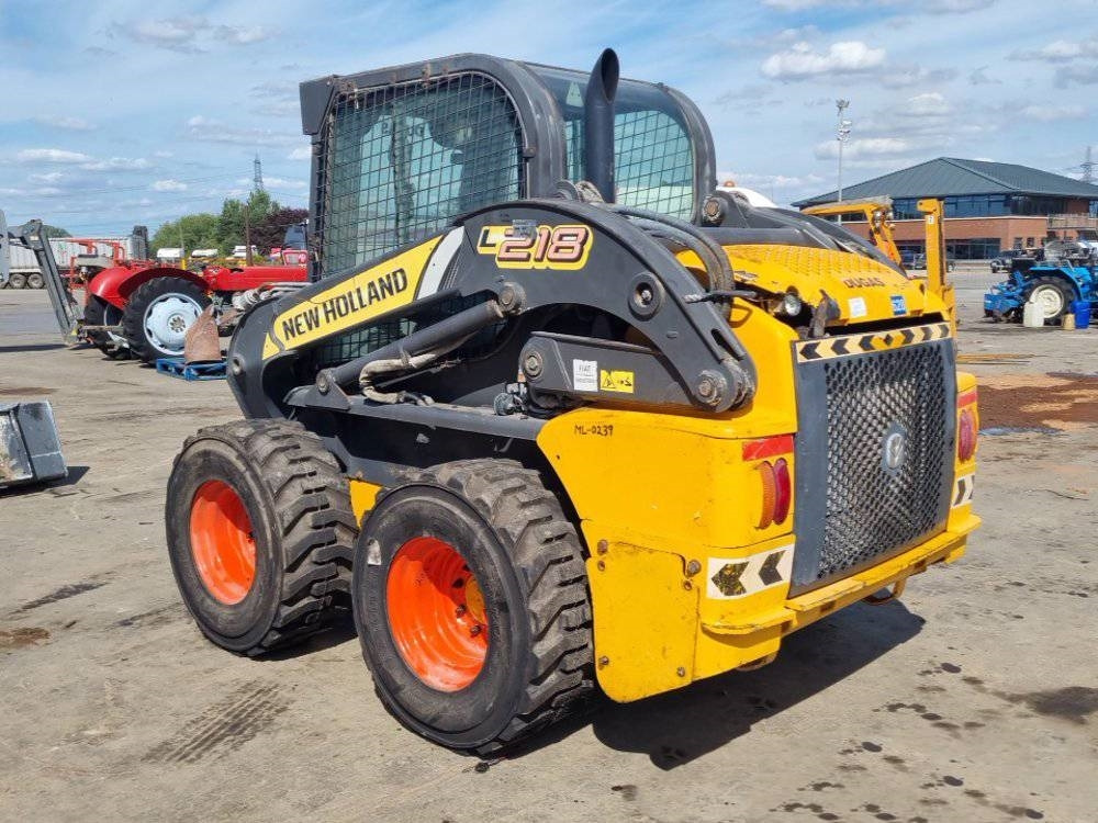 New Holland L 218 - Skid steer loader: picture 3 New Holland L 218 - Skid steer loader: picture 3
