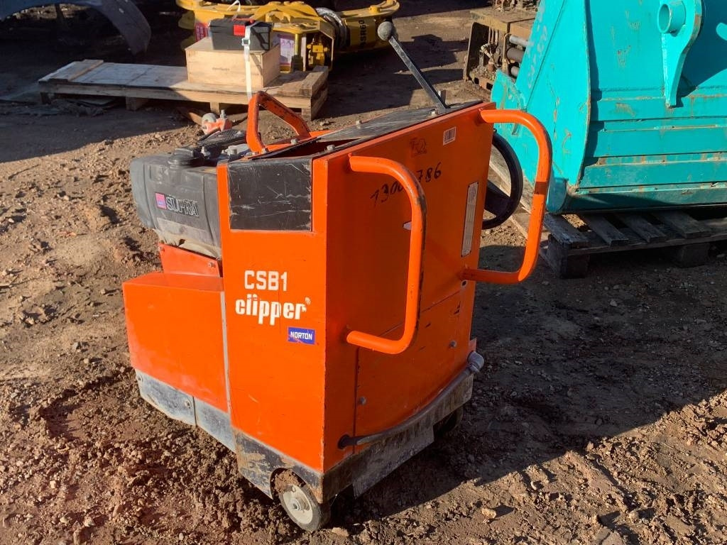 Norton Clipper CSB1 - Asphalt machine: picture 5 Norton Clipper CSB1 - Asphalt machine: picture 5