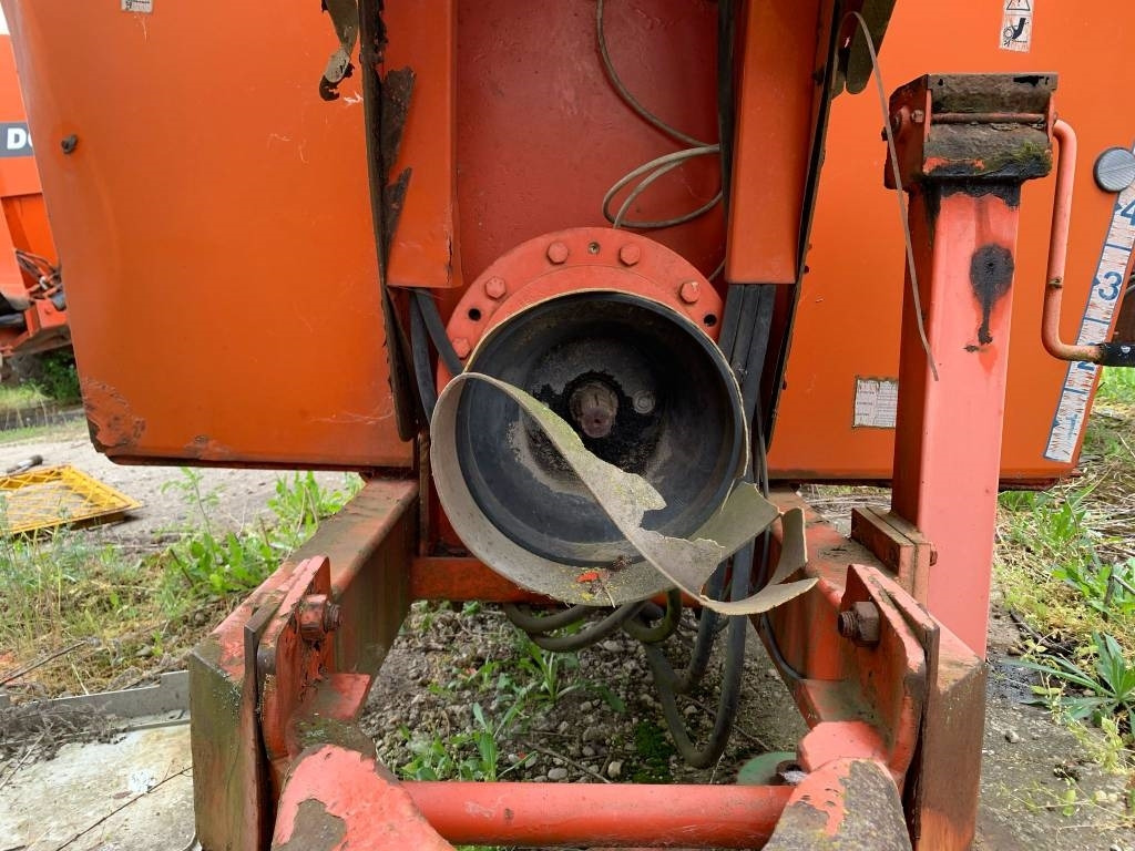 Seko Samurai 500-130 - Forage mixer wagon: picture 5 Seko Samurai 500-130 - Forage mixer wagon: picture 5
