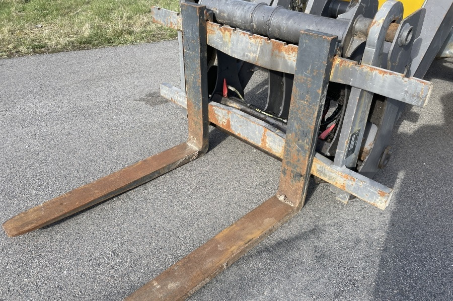 VOLVO BL71 - Backhoe loader: picture 2 VOLVO BL71 - Backhoe loader: picture 2