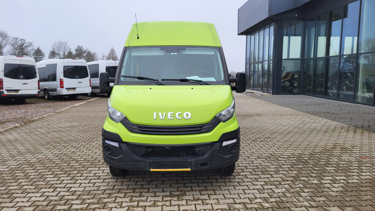 Iveco Daily 24 places + 4 standing - Minibus, Passenger van: picture 3 Iveco Daily 24 places + 4 standing - Minibus, Passenger van: picture 3