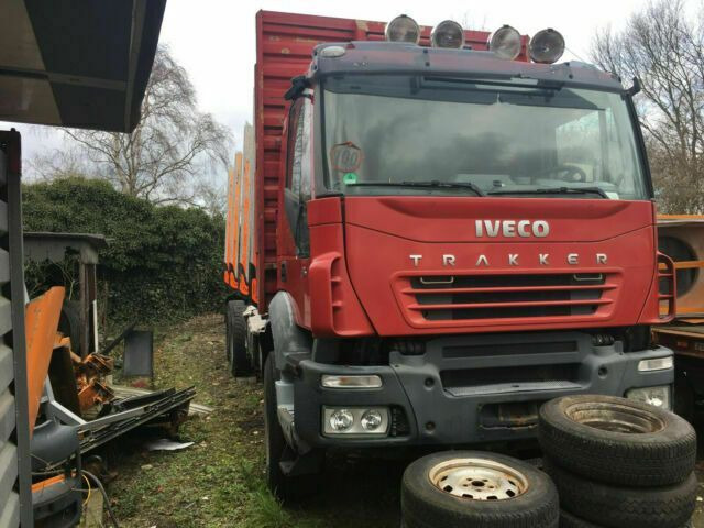 Iveco AD260T450PS 6x4 Blatt Blatt (E:5) - Logging truck, Crane truck: picture 4 Iveco AD260T450PS 6x4 Blatt Blatt (E:5) - Logging truck, Crane truck: picture 4