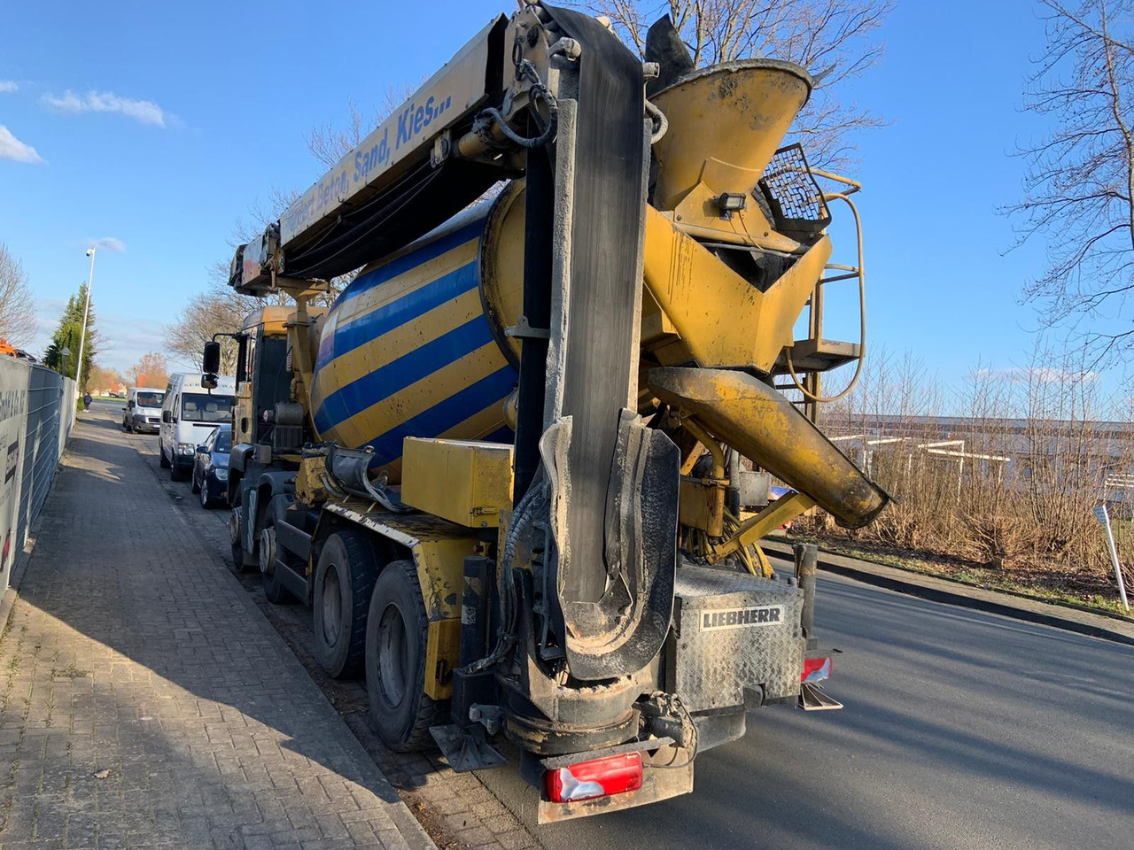 MAN TGA35.360PS 8x4 Mischer+Förderband - Concrete mixer truck: picture 3 MAN TGA35.360PS 8x4 Mischer+Förderband - Concrete mixer truck: picture 3
