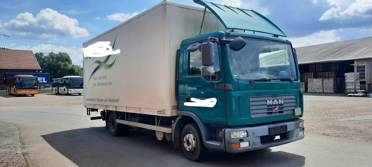 MAN TGL 8.180 Koffer - Box van: picture 1 MAN TGL 8.180 Koffer - Box van: picture 1