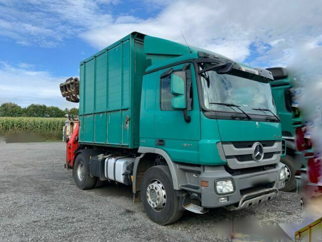 Mercedes-Benz 1844K 4x2 Kipper mit Kran Blattgefedert - Tipper, Crane truck: picture 2 Mercedes-Benz 1844K 4x2 Kipper mit Kran Blattgefedert - Tipper, Crane truck: picture 2