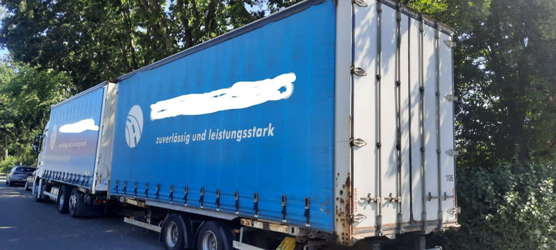 Mercedes-Benz 2642 Jumbozug Mit Hänger - Curtainsider truck: picture 3 Mercedes-Benz 2642 Jumbozug Mit Hänger - Curtainsider truck: picture 3