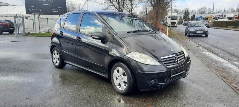 Mercedes-Benz A-Klasse 180 CDI AVANTGARDE - Hatchback: picture 2 Mercedes-Benz A-Klasse 180 CDI AVANTGARDE - Hatchback: picture 2