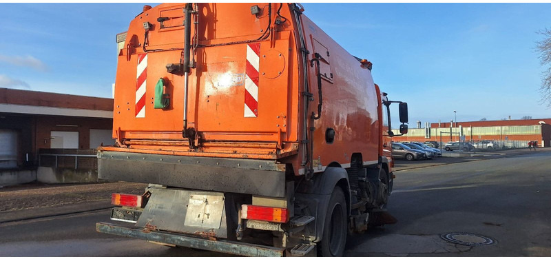 Mercedes-Benz Atego 1524 2 6-Zyl. 4x2 - Road sweeper: picture 4 Mercedes-Benz Atego 1524 2 6-Zyl. 4x2 - Road sweeper: picture 4