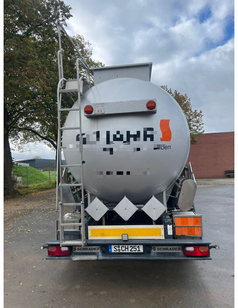 Schrader Chemie 7-Kammer - Tank semi-trailer: picture 4 Schrader Chemie 7-Kammer - Tank semi-trailer: picture 4