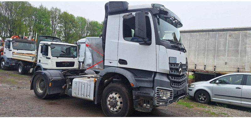 Mercedes-Benz 1840 HD 4x4 Arocs - Tractor unit: picture 2 Mercedes-Benz 1840 HD 4x4 Arocs - Tractor unit: picture 2