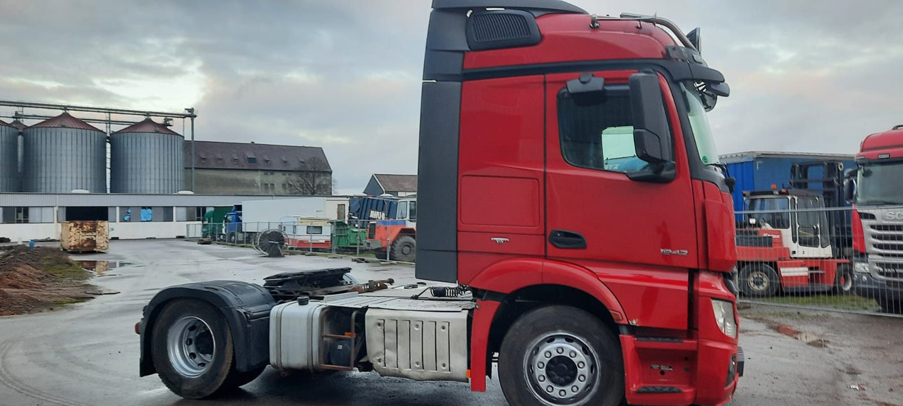 Mercedes-Benz 1842 Actros MP4 G.Haus/Hochdach Vollbaust - Tractor unit: picture 4 Mercedes-Benz 1842 Actros MP4 G.Haus/Hochdach Vollbaust - Tractor unit: picture 4