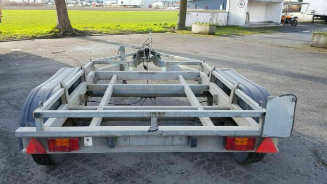 Trebbiner Abrollanhänger/Absetzer - Trailer: picture 2 Trebbiner Abrollanhänger/Absetzer - Trailer: picture 2