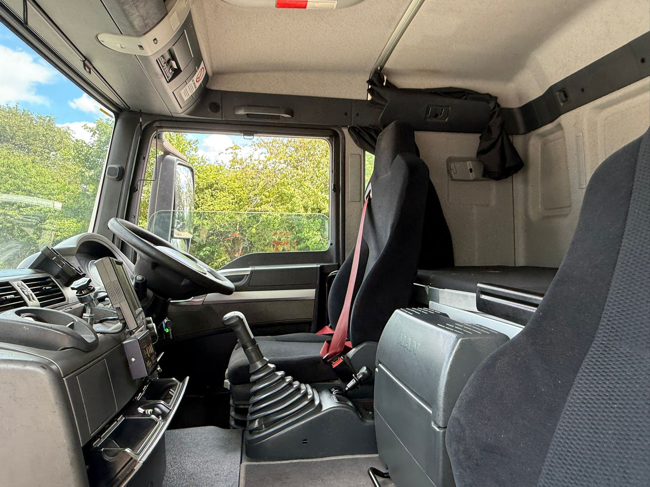 Tractor unit 2012 MAN TGS Tractor Unit: picture 23