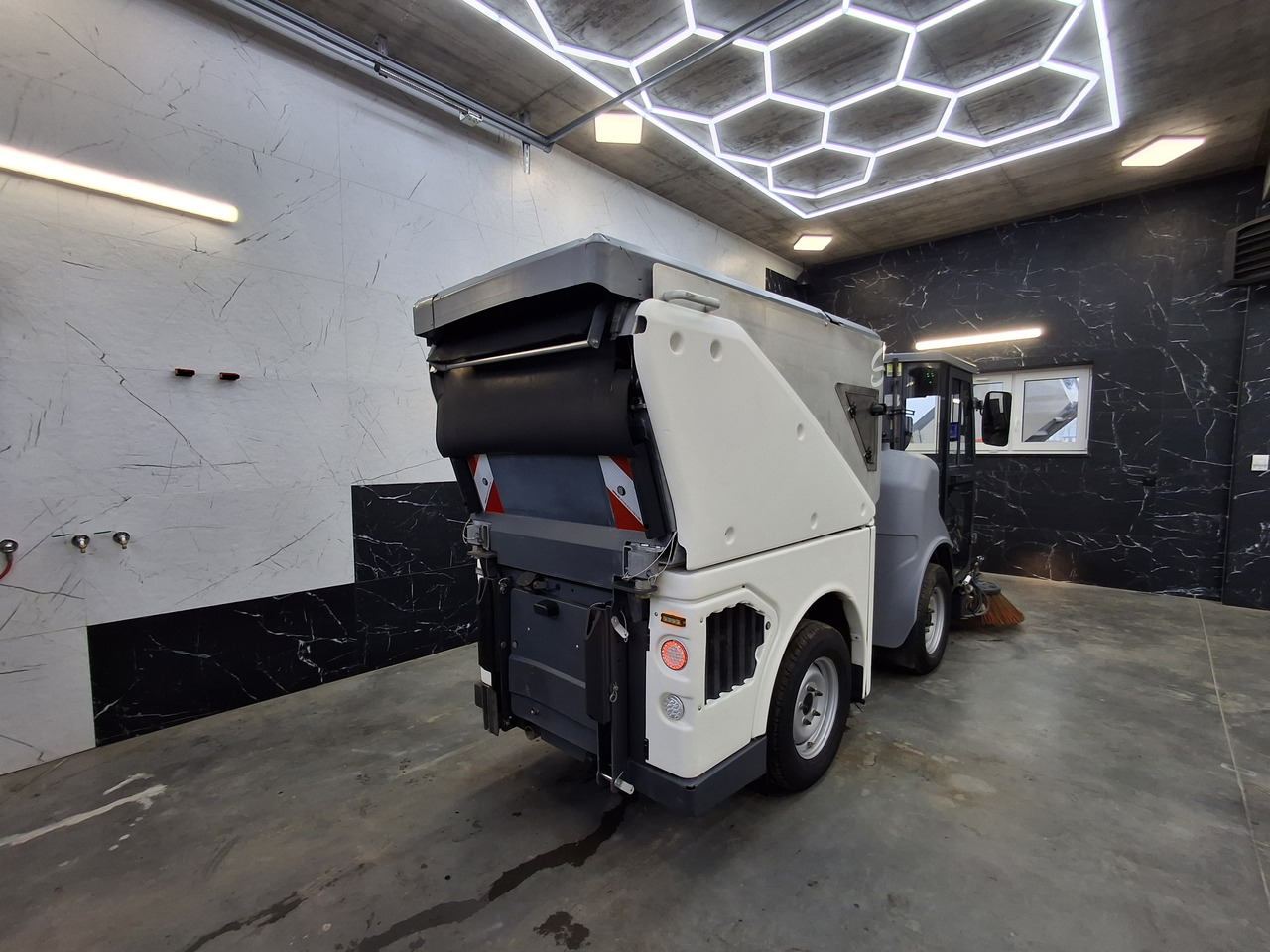 Hako Citymaster 1600 Zamiatarka Kehrmaschine Euro 6 PM2.5 - Road sweeper: picture 4 Hako Citymaster 1600 Zamiatarka Kehrmaschine Euro 6 PM2.5 - Road sweeper: picture 4
