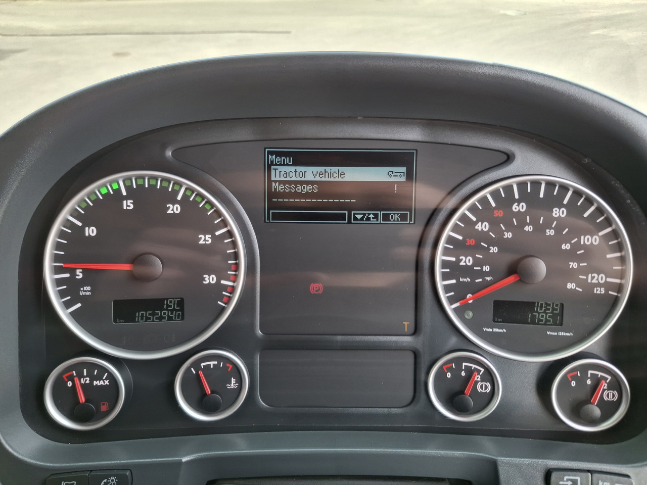 Leasing of MAN TGM 18.250 Zamiatarka Kupper Weisser BROCK 2 Motoren Szczotki L/R PM10 Odchwaszczarka MAN TGM 18.250 Zamiatarka Kupper Weisser BROCK 2 Motoren Szczotki L/R PM10 Odchwaszczarka: picture 22 Leasing of MAN TGM 18.250 Zamiatarka Kupper Weisser BROCK 2 Motoren Szczotki L/R PM10 Odchwaszczarka MAN TGM 18.250 Zamiatarka Kupper Weisser BROCK 2 Motoren Szczotki L/R PM10 Odchwaszczarka: picture 22