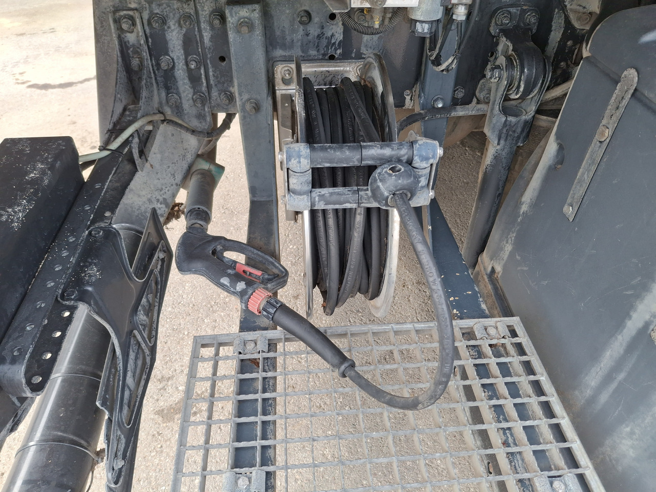 Leasing of MAN TGM 18.250 Zamiatarka Kupper Weisser BROCK 2 Motoren Szczotki L/R PM10 Odchwaszczarka MAN TGM 18.250 Zamiatarka Kupper Weisser BROCK 2 Motoren Szczotki L/R PM10 Odchwaszczarka: picture 14 Leasing of MAN TGM 18.250 Zamiatarka Kupper Weisser BROCK 2 Motoren Szczotki L/R PM10 Odchwaszczarka MAN TGM 18.250 Zamiatarka Kupper Weisser BROCK 2 Motoren Szczotki L/R PM10 Odchwaszczarka: picture 14