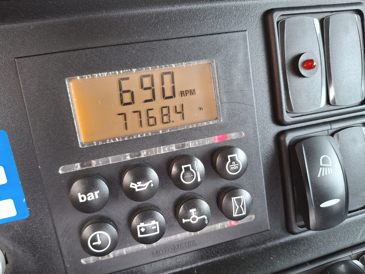 Leasing of MAN TGM 18.250 Zamiatarka Kupper Weisser BROCK 2 Motoren Szczotki L/R PM10 Odchwaszczarka MAN TGM 18.250 Zamiatarka Kupper Weisser BROCK 2 Motoren Szczotki L/R PM10 Odchwaszczarka: picture 31 Leasing of MAN TGM 18.250 Zamiatarka Kupper Weisser BROCK 2 Motoren Szczotki L/R PM10 Odchwaszczarka MAN TGM 18.250 Zamiatarka Kupper Weisser BROCK 2 Motoren Szczotki L/R PM10 Odchwaszczarka: picture 31