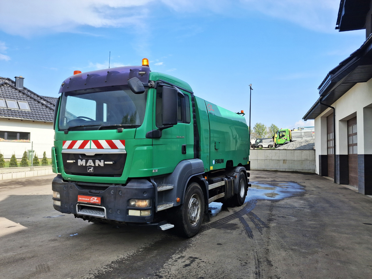MAN TGS 18.320 FAUN Zamiatarka Kehrmaschine EUnited PM10 - Road sweeper: picture 2 MAN TGS 18.320 FAUN Zamiatarka Kehrmaschine EUnited PM10 - Road sweeper: picture 2