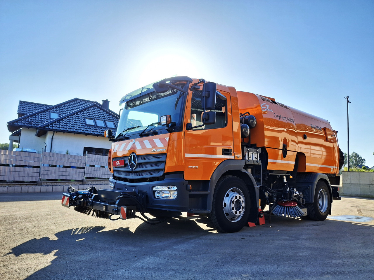 MERCEDES-BENZ Atego 1523 Zamiatarka Kehrmaschine BUCHER CityFant 6000 Euro 6 PM10 L/R Rura Do Liści - Road sweeper: picture 2 MERCEDES-BENZ Atego 1523 Zamiatarka Kehrmaschine BUCHER CityFant 6000 Euro 6 PM10 L/R Rura Do Liści - Road sweeper: picture 2