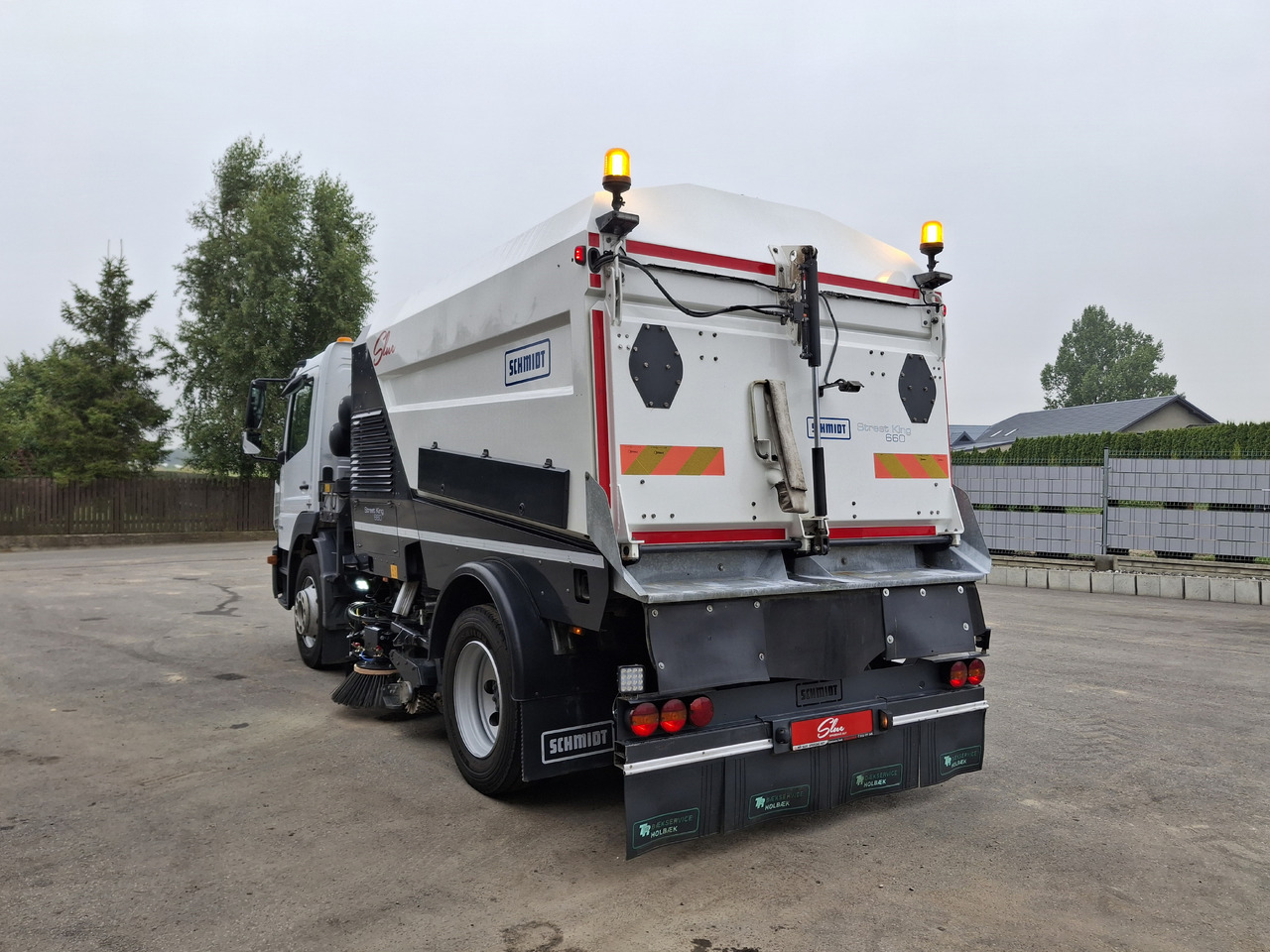 MERCEDES-BENZ Atego 1523 Zamiatarka Kehrmaschine Schmidt Street King 660 Euro 6 PM10 2 Motoren Szczotki L/R 2016r - Road sweeper: picture 3 MERCEDES-BENZ Atego 1523 Zamiatarka Kehrmaschine Schmidt Street King 660 Euro 6 PM10 2 Motoren Szczotki L/R 2016r - Road sweeper: picture 3