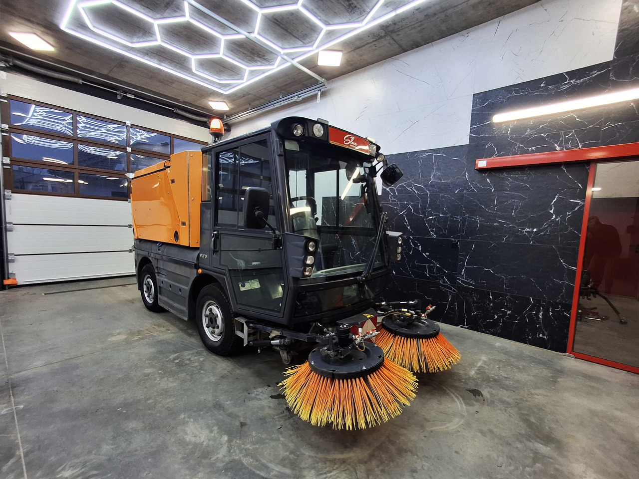 Schmidt Swingo 200 Zamiatarka Kehrmaschine Euro 6 2015r - Road sweeper: picture 1 Schmidt Swingo 200 Zamiatarka Kehrmaschine Euro 6 2015r - Road sweeper: picture 1