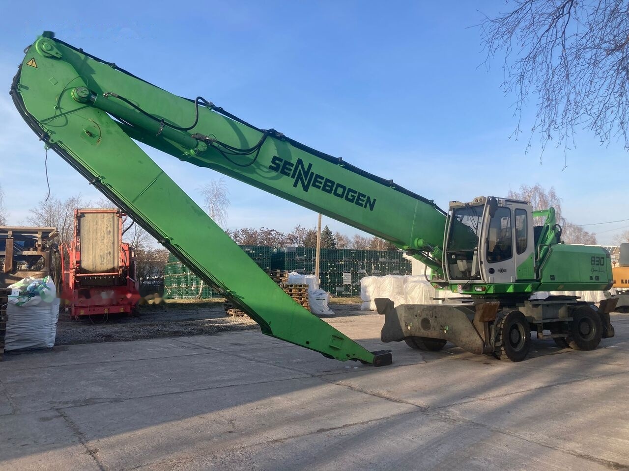 Sennebogen 830 M - Waste/ Industry handler: picture 3 Sennebogen 830 M - Waste/ Industry handler: picture 3