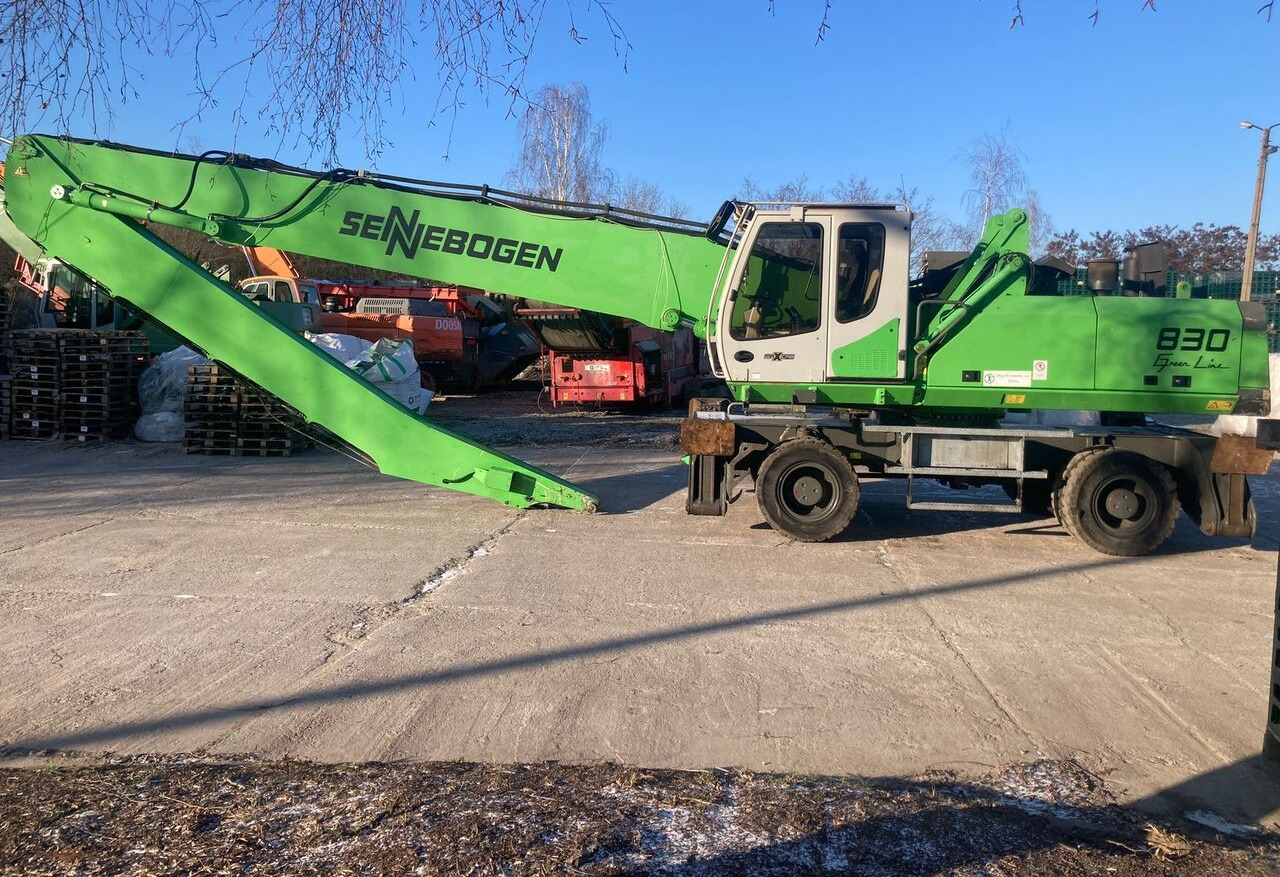 Sennebogen 830 - Waste/ Industry handler: picture 1 Sennebogen 830 - Waste/ Industry handler: picture 1
