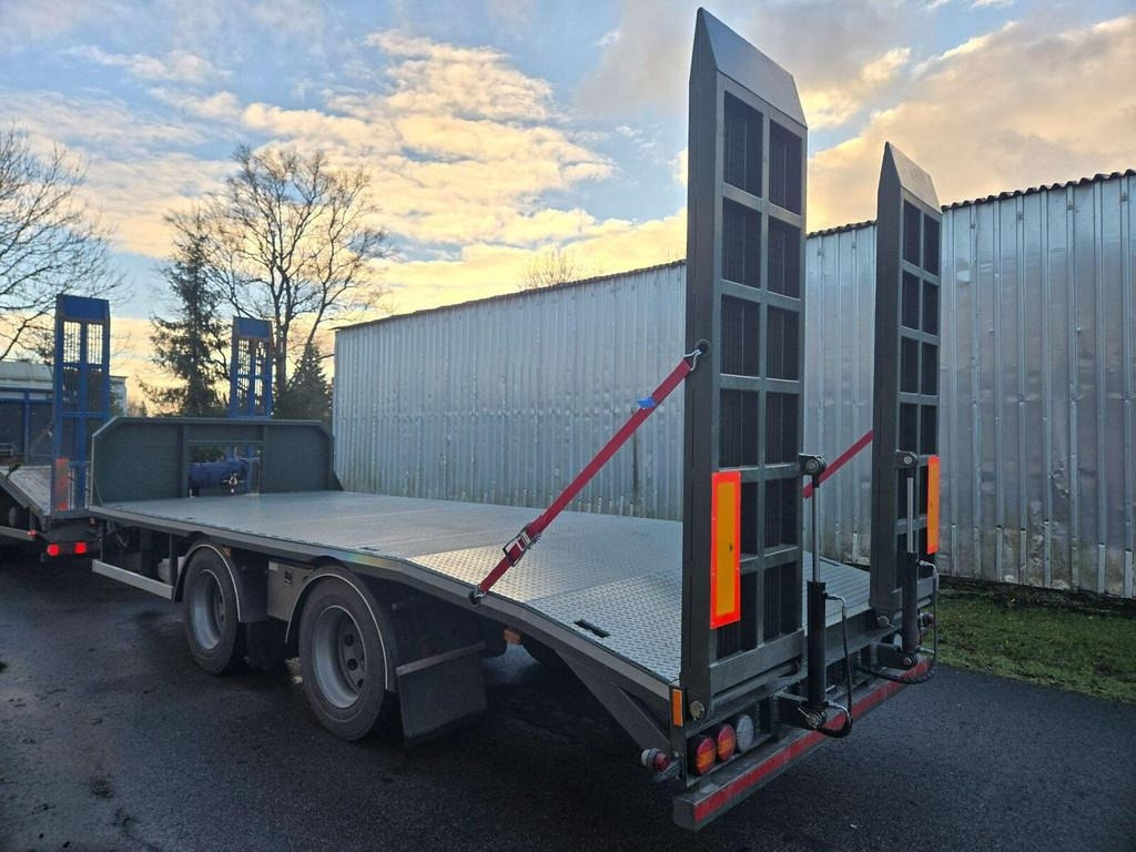 Fliegl NEW SUPERSTRUCTURE + VINCH - Dropside/ Flatbed trailer: picture 2 Fliegl NEW SUPERSTRUCTURE + VINCH - Dropside/ Flatbed trailer: picture 2