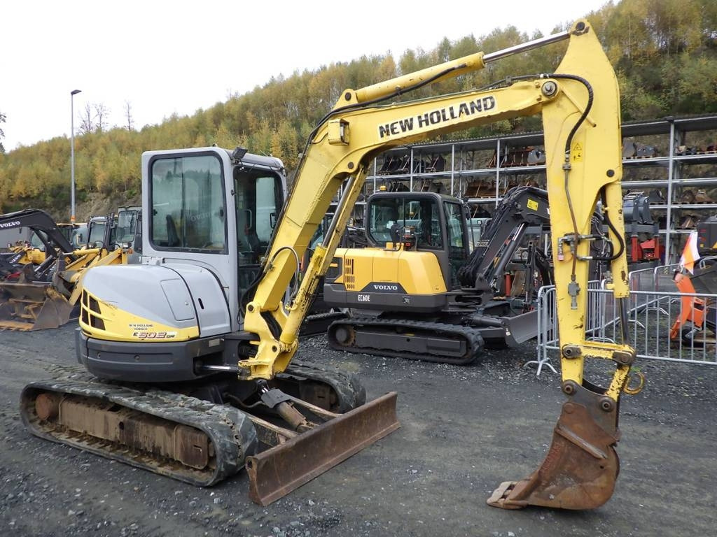 New Holland E 50.2 C  - Mini excavator: picture 3 New Holland E 50.2 C  - Mini excavator: picture 3
