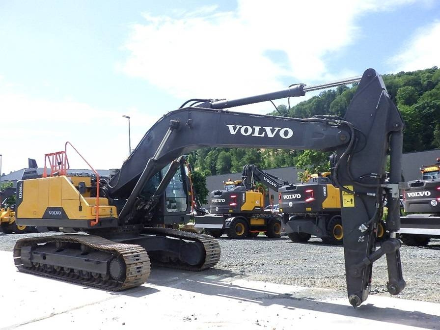 Volvo EC 300 E  - Crawler excavator: picture 3 Volvo EC 300 E  - Crawler excavator: picture 3