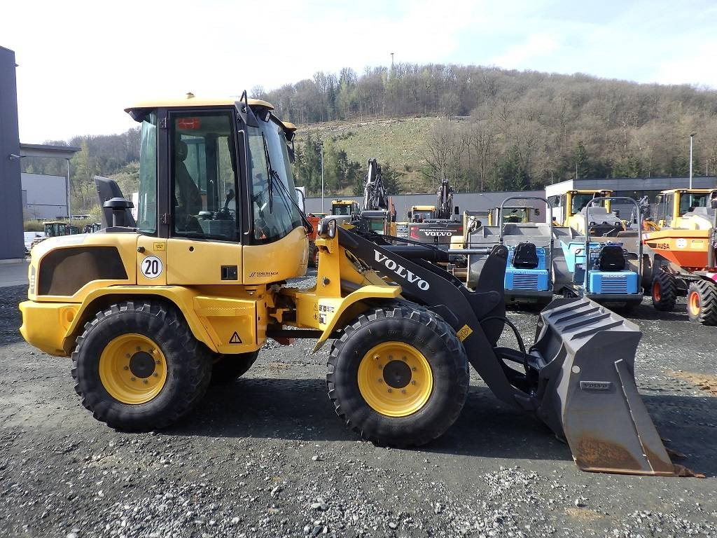 Volvo L 35 G - Wheel loader: picture 2 Volvo L 35 G - Wheel loader: picture 2