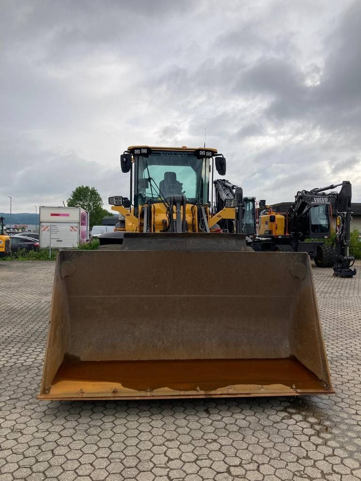 Volvo L 70 H - Wheel loader: picture 3 Volvo L 70 H - Wheel loader: picture 3