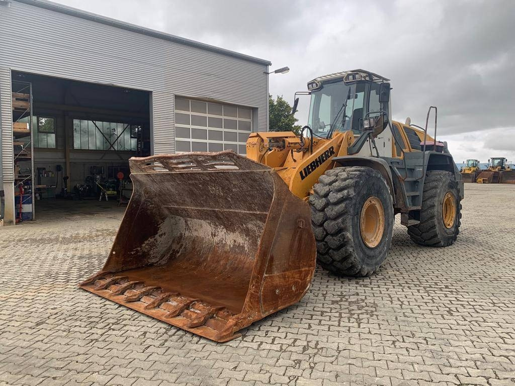 Liebherr L 576 - Wheel loader: picture 1 Liebherr L 576 - Wheel loader: picture 1