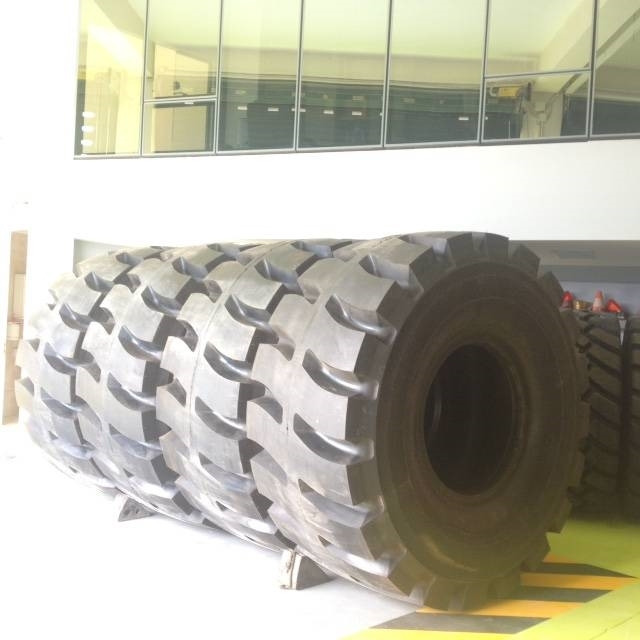 Goodyear 3565R33 L5  - Tire for Construction machinery: picture 3 Goodyear 3565R33 L5  - Tire for Construction machinery: picture 3