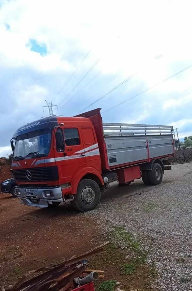 Mercedes-Benz 1638 - Dropside/ Flatbed truck: picture 1 Mercedes-Benz 1638 - Dropside/ Flatbed truck: picture 1