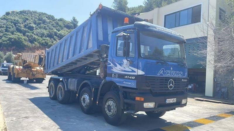 Tipper Mercedes-Benz 4148K 8X4: picture 8