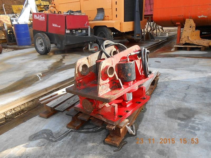 OCM ΒΑΣΗ ΣΦΥΡΑΣ ΓΙΑ OCM 55, OCM 100 - Hydraulic hammer for Construction machinery: picture 2 OCM ΒΑΣΗ ΣΦΥΡΑΣ ΓΙΑ OCM 55, OCM 100 - Hydraulic hammer for Construction machinery: picture 2
